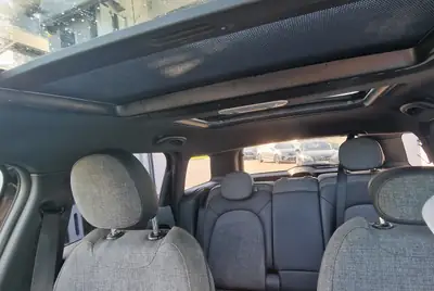MINI Countryman Cooper S E ALL4 — Hybride rechargeable performant, 81 600 km seulement — Seitenansicht