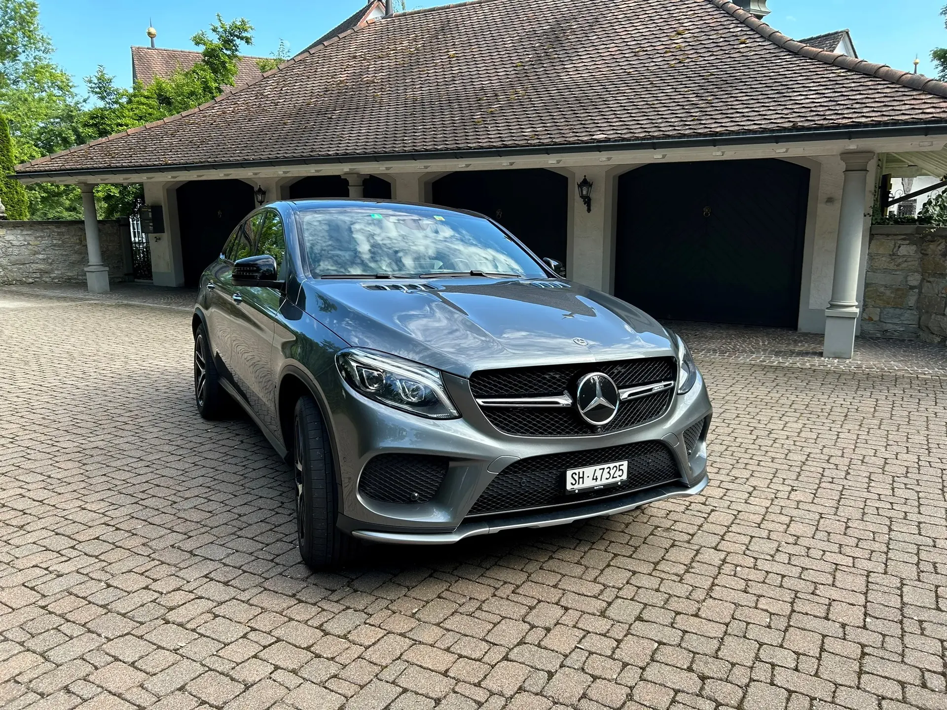 Mercedes-Benz GLE 43 AMG Coupé — Performance 367ch, Design élégant, Faible kilométrage — vue extérieure
