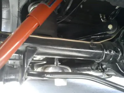 Oldsmobile Cutlass F-85 1965 — Muscle car légendaire, frame-off restauré, V8 performant — Miniature 13