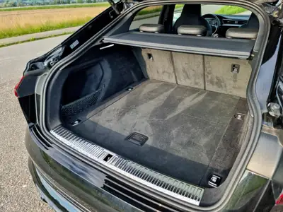 Audi e-tron S Sportback — SUV électrique 503 PS, batterie certifiée 93,6% SOH — Miniatura 14