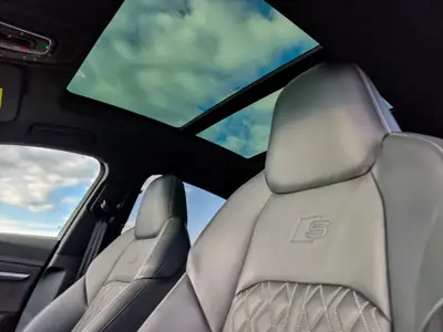 Audi e-tron S Sportback — SUV électrique 503 PS, batterie certifiée 93,6% SOH — Miniatura 13