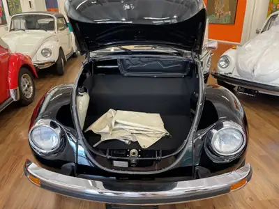VW Käfer 1303 Cabriolet — Véhicule de collection avec homologation vétéran — tableau de bord