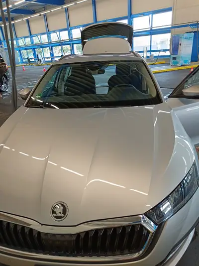 Skoda Octavia Combi 1.5 TSI G-Tec — Polyvalence écologique et technologie DSG — Außenansicht