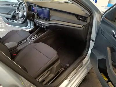 Skoda Octavia Combi 1.5 TSI G-Tec — Polyvalence écologique et technologie DSG — Detail
