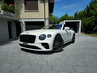 Bentley Continental GTC 4.0 V8 Mulliner — Cabriolet de luxe, 550 ch et seulement 29'000 km — Außenansicht