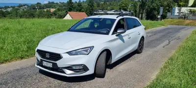 SEAT Leon ST 1.5 eTSI DSG 150 — Break hybride léger, 59 600 km seulement — Seitenansicht