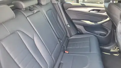 BMW X3 xDrive 30e — SUV hybride rechargeable, 18 200 km, pack M Sport — Thumbnail 11