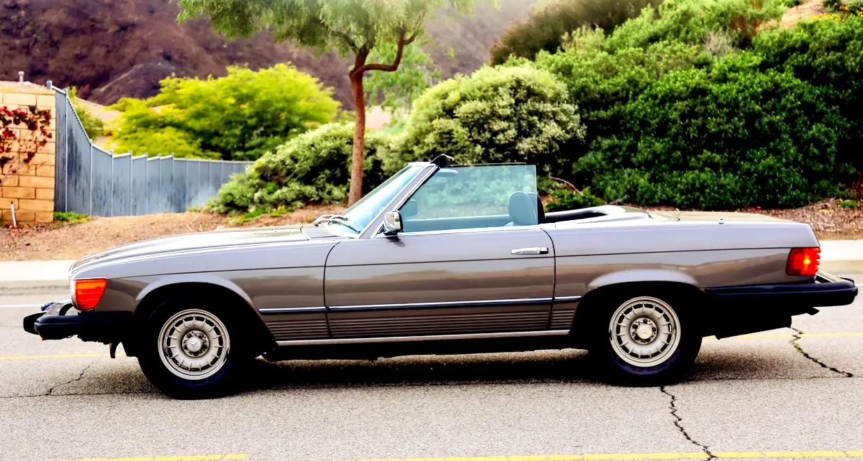 Mercedes-Benz SL 1977 occasion Wollerau — 3