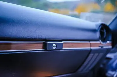 Mercedes-Benz SL 450 — Roadster mythique V8 1977, Premier propriétaire, 58 000 km originaux — Miniature 7