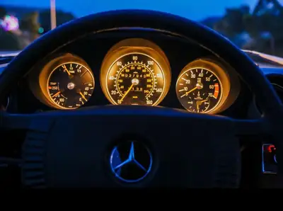 Mercedes-Benz SL 450 — Roadster mythique V8 1977, Premier propriétaire, 58 000 km originaux — Miniature 13