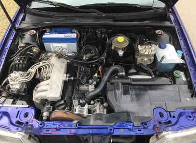 Audi Cabriolet 2.3e — Décapotable classique des années 90, moteur essence 2.3L — Armaturenbrett