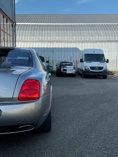 Bentley Continental Flying Spur 6.0 — Berline de luxe britannique, 114'000 km, sans accident — Thumbnail 12