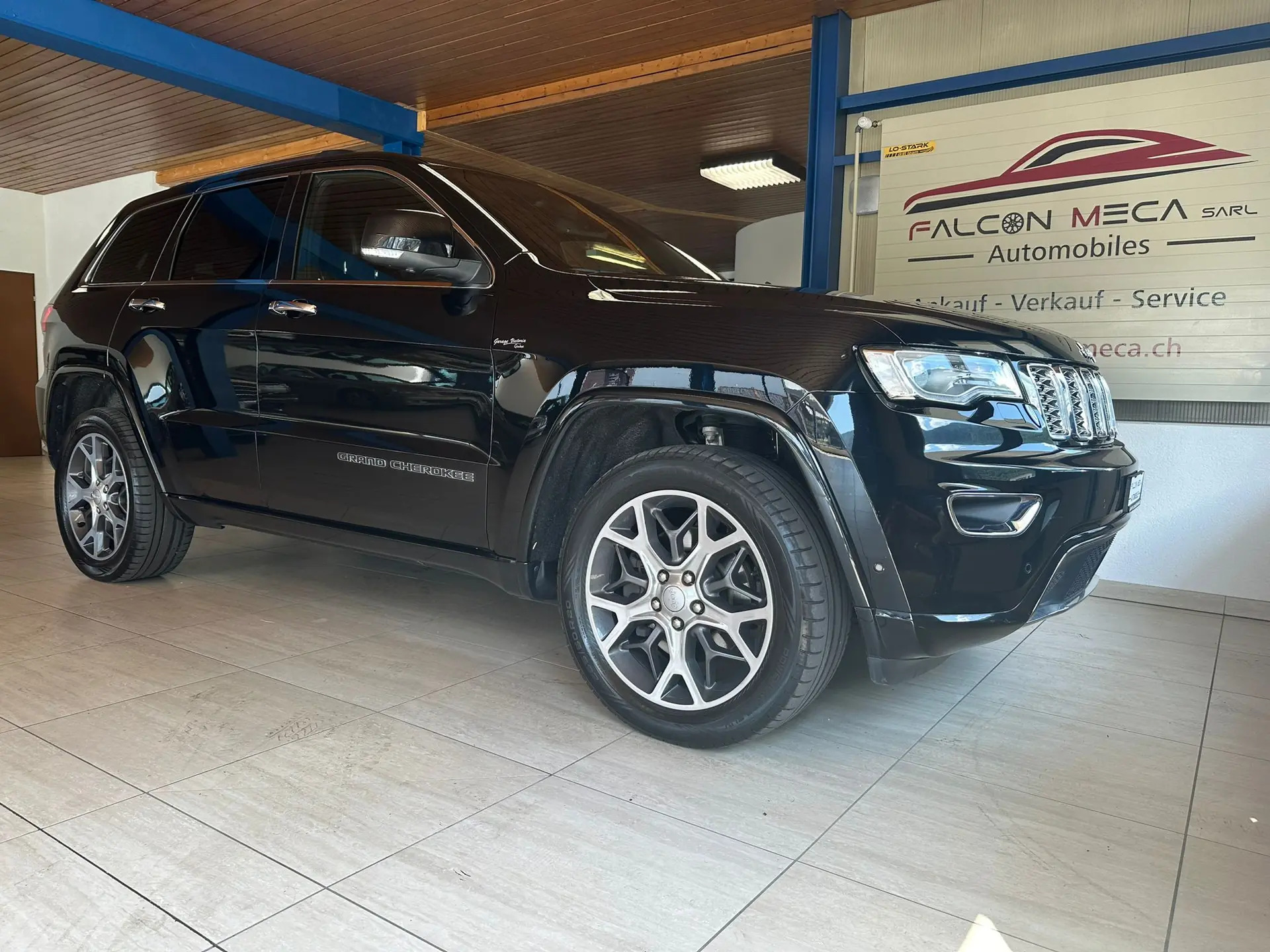 Jeep Grand Cherokee 3.0 CRD 250 Overland — SUV Diesel Robuste, 4x4 Intégral