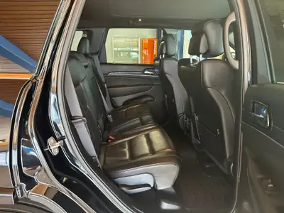 Jeep Grand Cherokee 3.0 CRD 250 Overland — SUV Diesel Robuste, 4x4 Intégral — Miniatura 15