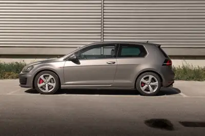 VW Golf 2.0 TSI GTI Performance DSG — Sportive affûtée, 113'000 km, état impeccable — Seitenansicht
