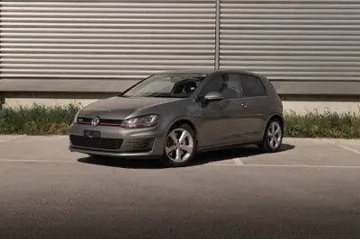 VW Golf 2.0 TSI GTI Performance DSG — Sportive affûtée, 113'000 km, état impeccable — Außenansicht