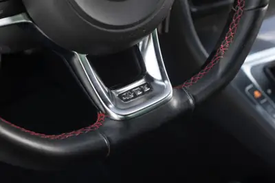 VW Golf 2.0 TSI GTI Performance DSG — Sportive affûtée, 113'000 km, état impeccable — Miniatur 12