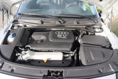 Audi TT Coupé 1.8 T 2003 — Sportive d'exception, 46 000 km d'origine — Miniature 14