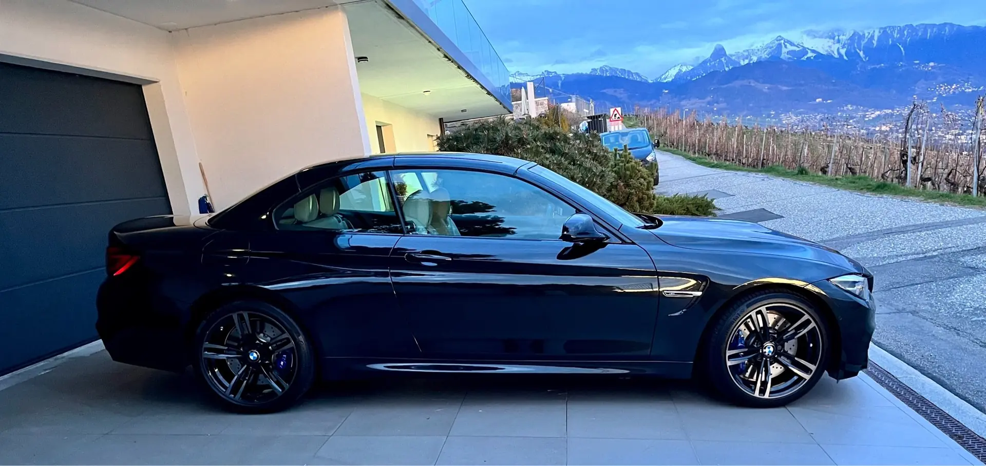 BMW M4 Cabriolet M Competition — 450 ch, état exceptionnel, faible kilométrage — Außenansicht