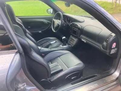 Porsche 911 Carrera 4 S — Coupé mythique 2002, 320 ch, boîte manuelle, état exceptionnel — détail