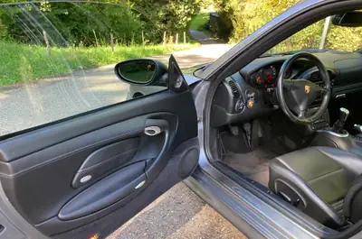 Porsche 911 Carrera 4 S — Coupé mythique 2002, 320 ch, boîte manuelle, état exceptionnel — Miniature 8