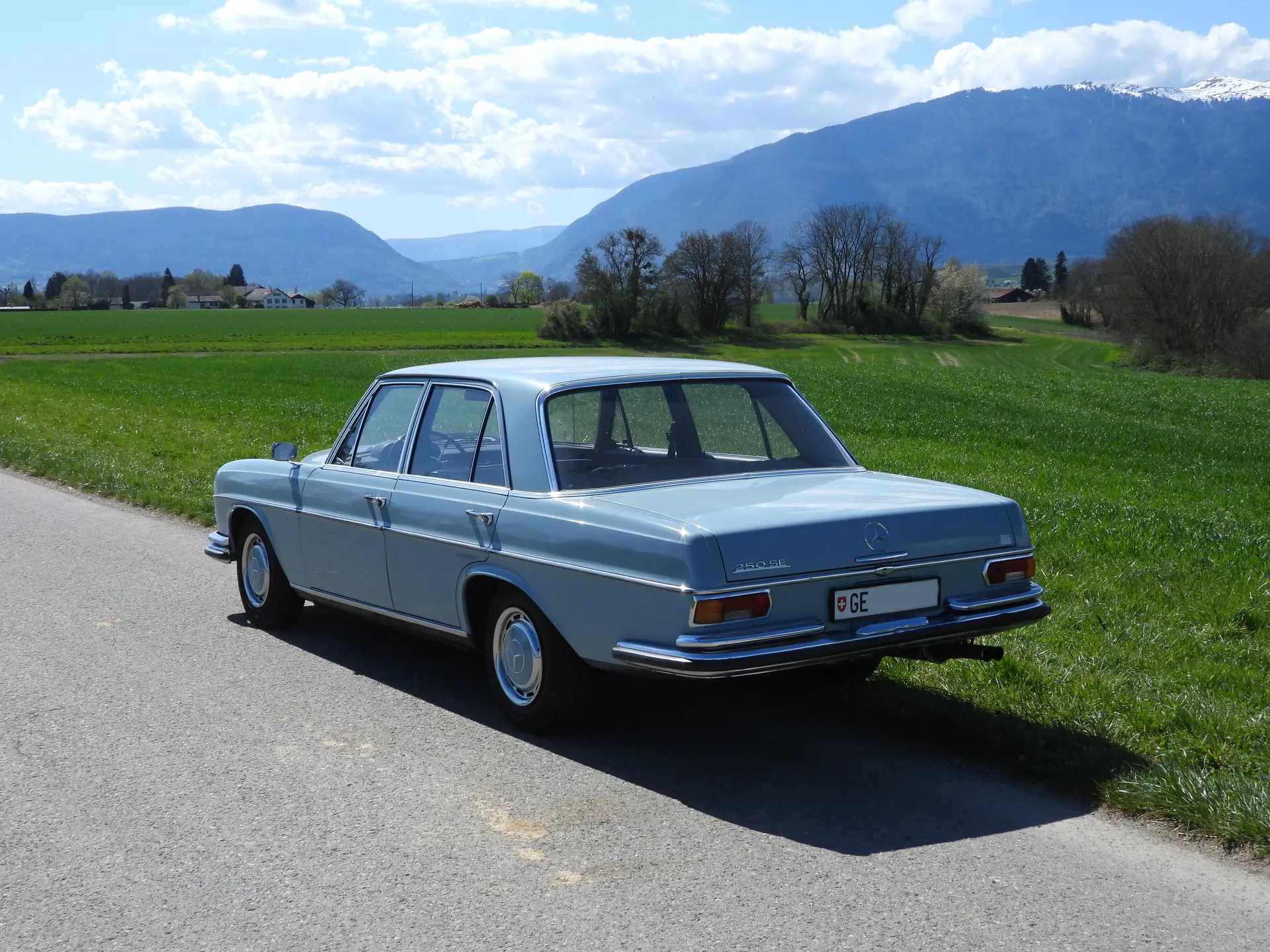 Mercedes-Benz 250 1968 occasion Genève — 3