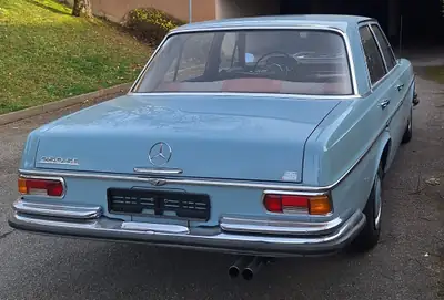 Mercedes-Benz 250 SE 1968 — Berline de prestige, moteur fiable, historique sans sinistre — Miniatur 7
