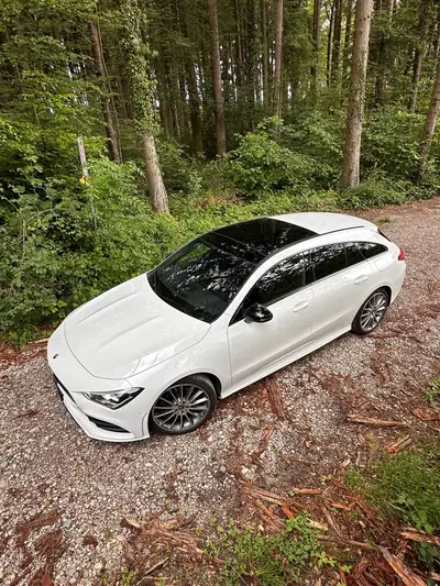 Mercedes-Benz CLA 220 Shooting Brake — Élégance break diesel 4Matic, 70'000 km — vista posteriore