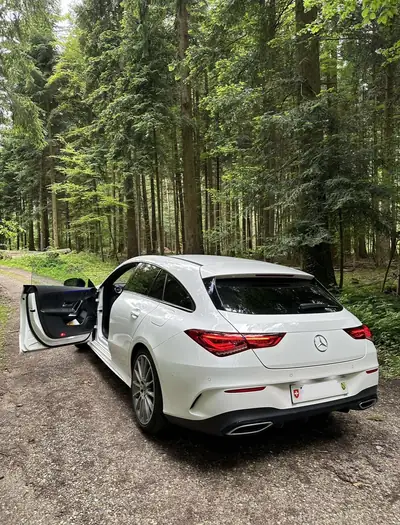 Mercedes-Benz CLA 220 Shooting Brake — Élégance break diesel 4Matic, 70'000 km — interni