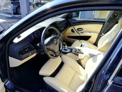 BMW-Alpina B5 4.4 V8 — Performance de légende, 500 ch purs, état impeccable — côté