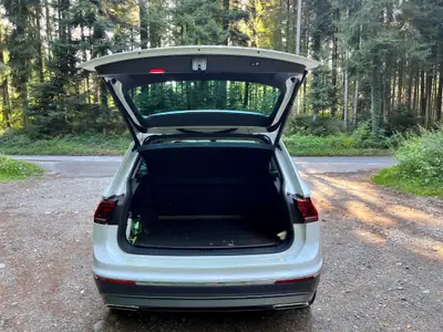 VW Tiguan 2.0 TDI SCR Highline 4Motion — SUV robuste, entretien récent, 4x4 performant — Thumbnail 7