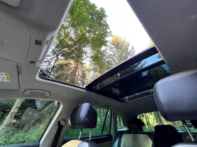 VW Tiguan 2.0 TDI SCR Highline 4Motion — SUV robuste, entretien récent, 4x4 performant — Thumbnail 12