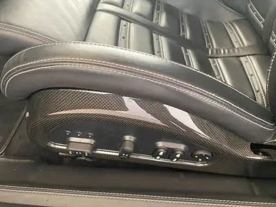 Ferrari 599 GTB — Le coupé sportif italien mythique, 620 ch purs — Miniatur 13
