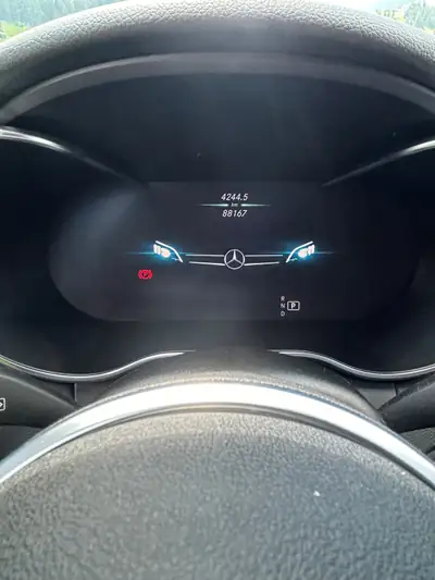 Mercedes-Benz C 220 d AMG Line 4Matic — Break diesel performant, sans sinistre — Miniatur 7