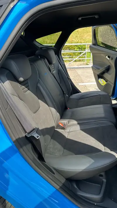 Ford Focus RS+ 2.3 EcoBoost AWD — Berline sportive 350 ch, préparée et sans sinistre — Thumbnail 15
