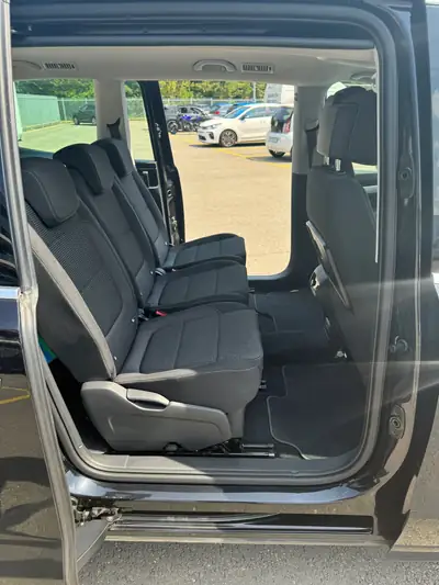 VW Sharan 2.0 TDI Comfort — Monospace 7 places fiable, 78'000 km seulement — dettaglio
