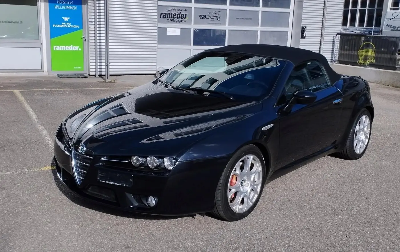 Alfa Romeo Spider 1.8 TBi — Cabriolet légendaire, moteur turbo, parfait état été