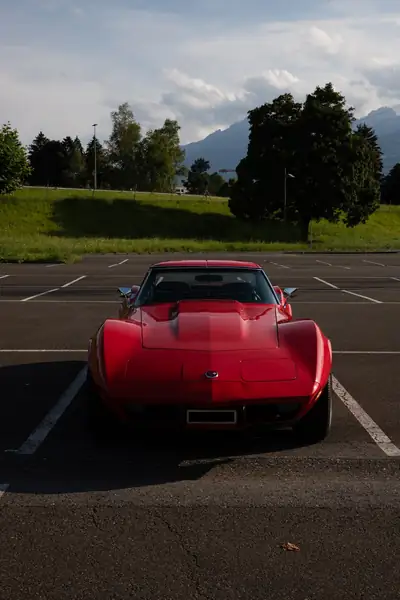 Chevrolet Corvette C3 Targa 1975 — Légendaire muscle car américain, état exceptionnel — Außenansicht