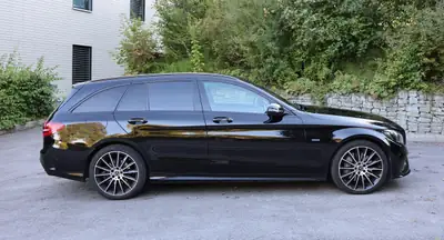 Mercedes-Benz C 350 e AMG Line — Break hybride rechargeable, entretien complet — arrière