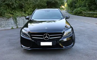 Mercedes-Benz C 350 e AMG Line — Break hybride rechargeable, entretien complet — vue extérieure