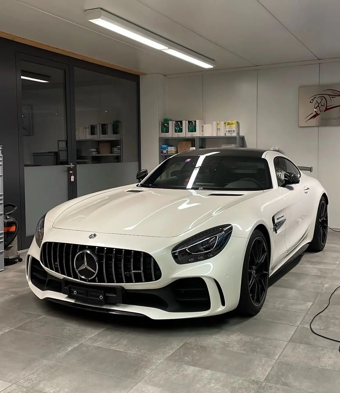 Mercedes-AMG GT R — Coupé sport pur, 585 ch et seulement 9'800 km — Außenansicht