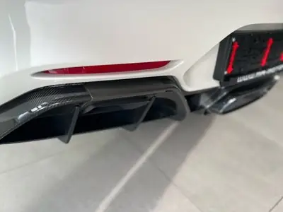Mercedes-AMG GT R — Coupé sport pur, 585 ch et seulement 9'800 km — Miniatur 13