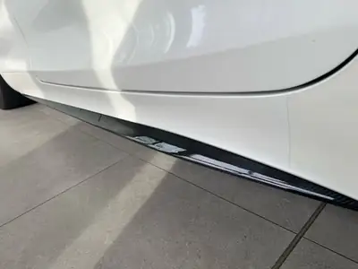Mercedes-AMG GT R — Coupé sport pur, 585 ch et seulement 9'800 km — Miniatur 15