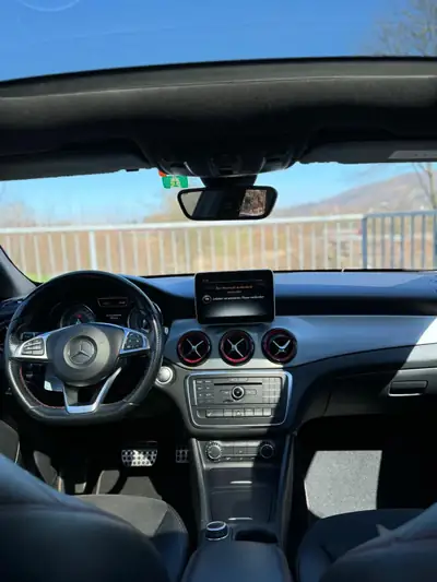 Mercedes-Benz CLA 250 Sport — Berline compacte 4Matic, 162'000 km, version sportive équipée — Thumbnail 7