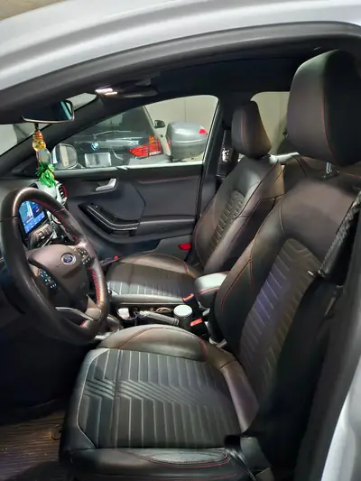 Ford Puma ST-Line X — SUV compact hybride, 45'000 km, sans sinistre — dettaglio