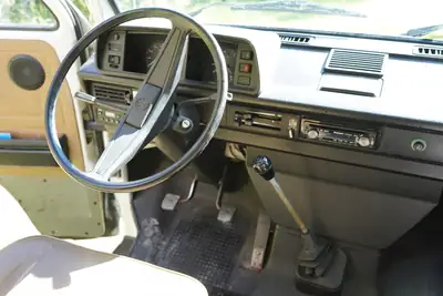 VW T3 Syncro 1992 — Légende tout-terrain avec transmission intégrale, état exceptionnel — dettaglio