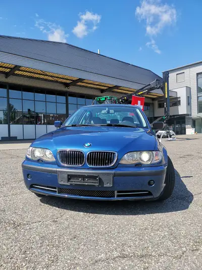 BMW 330 — Berline sportive 2002, moteur 231 ch fraîchement révisée — Seitenansicht