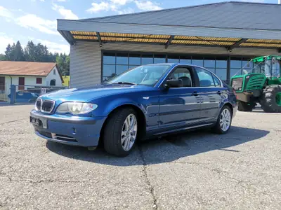 BMW 330 — Berline sportive 2002, moteur 231 ch fraîchement révisée — Heckansicht