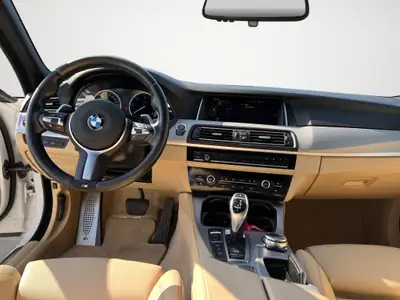 BMW 530d xDrive Touring — Break diesel performant, entretien BMW certifié — Miniature 13