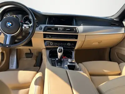 BMW 530d xDrive Touring — Break diesel performant, entretien BMW certifié — Miniature 14
